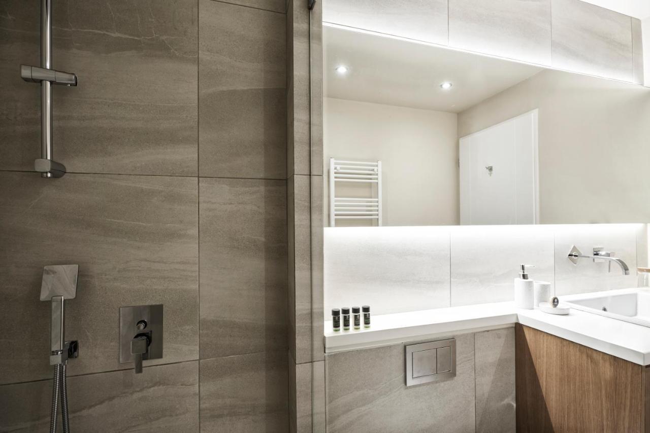 Charitos Iχ, Chic N Modern 2Bd Apt 雅典 外观 照片