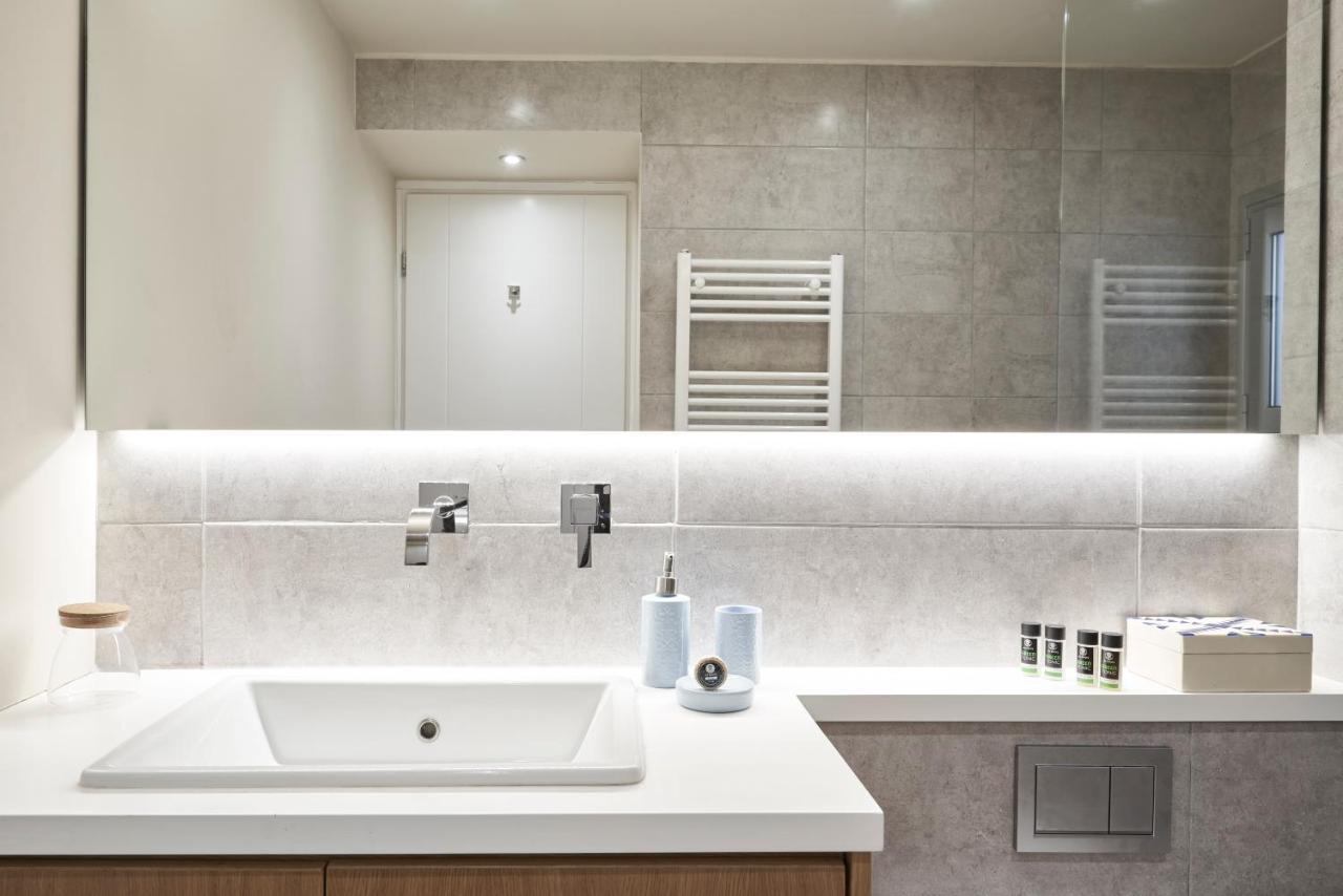 Charitos Iχ, Chic N Modern 2Bd Apt 雅典 外观 照片